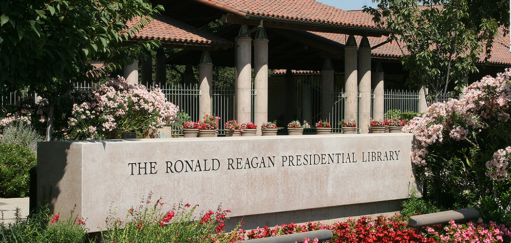 Ronald Reagan Presidential Library Jack Carr Targeted: Beirut Book Tour - Ronald Reagan Presidential Library